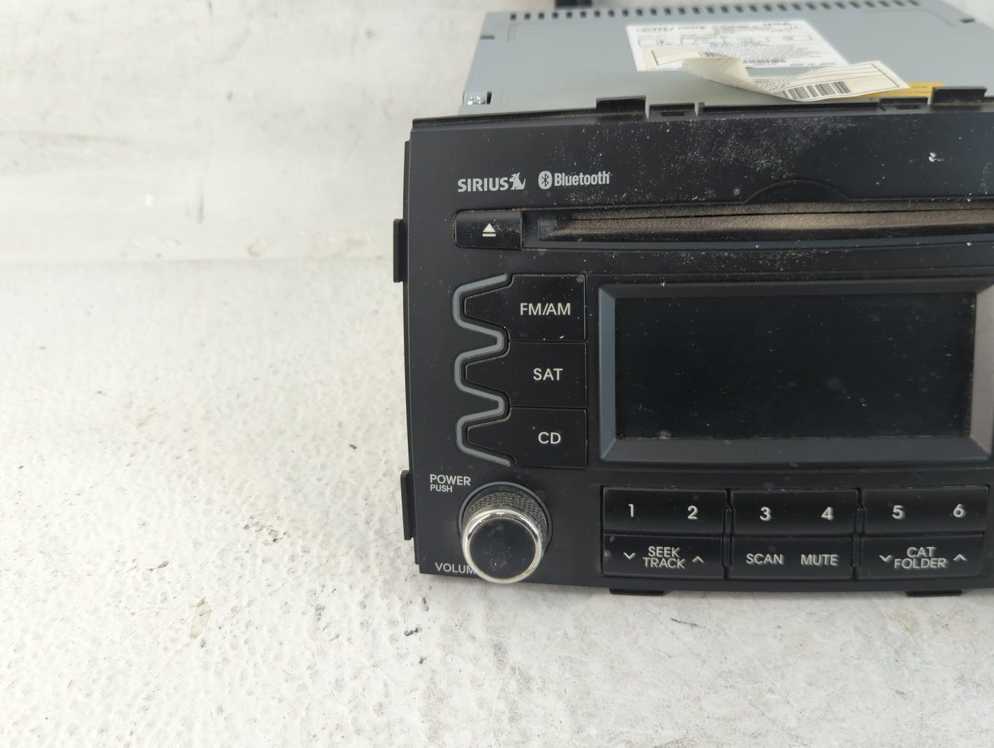 2011-2013 Kia Sorento Radio AM FM Cd Player Receiver Replacement P/N:96140-1U201 Fits Fits 2011 2012 2013 OEM Used Auto Part