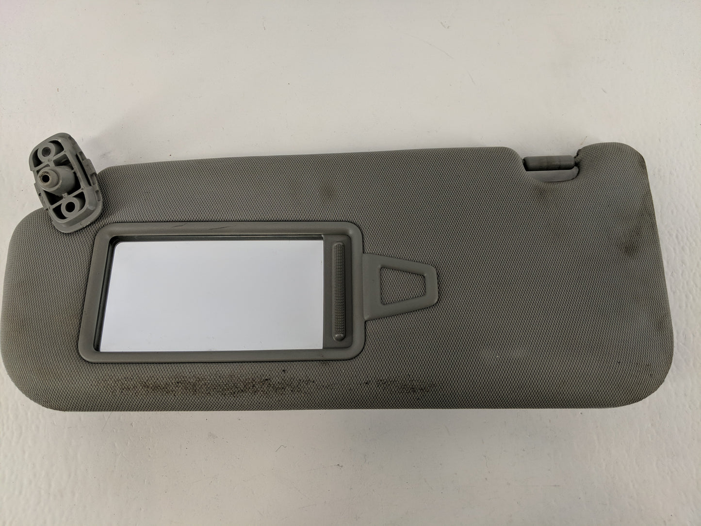 2011-2015 Kia Sorento Sun Visor Shade Replacement Driver Left Mirror Fits Fits 2011 2012 2013 2014 2015 OEM Used Auto Parts 