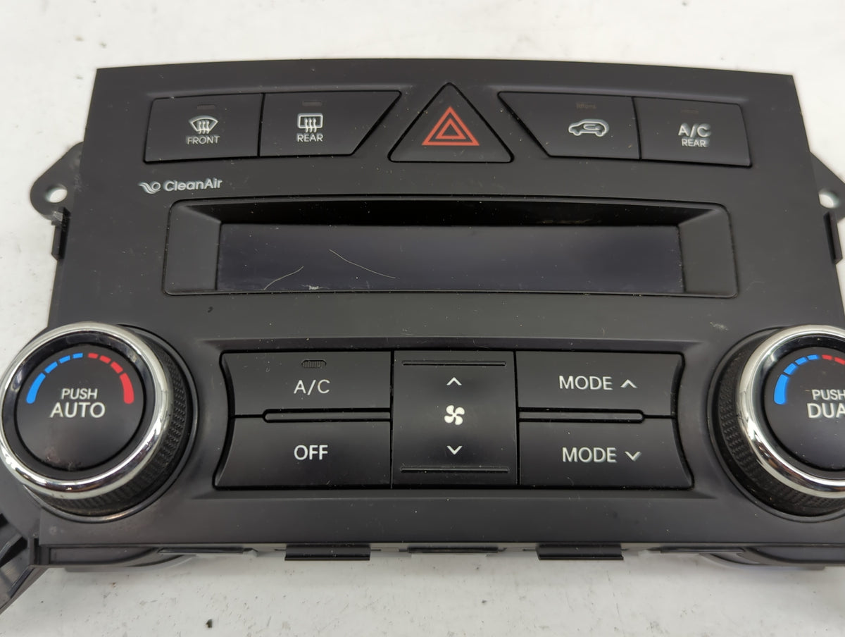 2011 Kia Sorento Climate Control Module Temperature AC/Heater Replacement P/N:97250-1U360 Fits OEM Used Auto Parts - Oemused