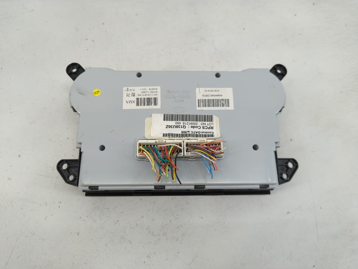 2011 Kia Sorento Climate Control Module Temperature AC/Heater Replacement P/N:97250-1U360 Fits OEM Used Auto Parts - Oemused