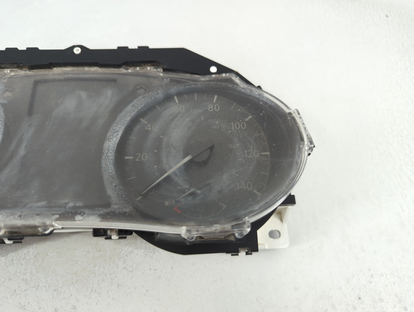 2011-2013 Kia Sorento Instrument Cluster Speedometer Gauges P/N:94001-1U020 Fits Fits 2011 2012 2013 OEM Used Auto Parts - O