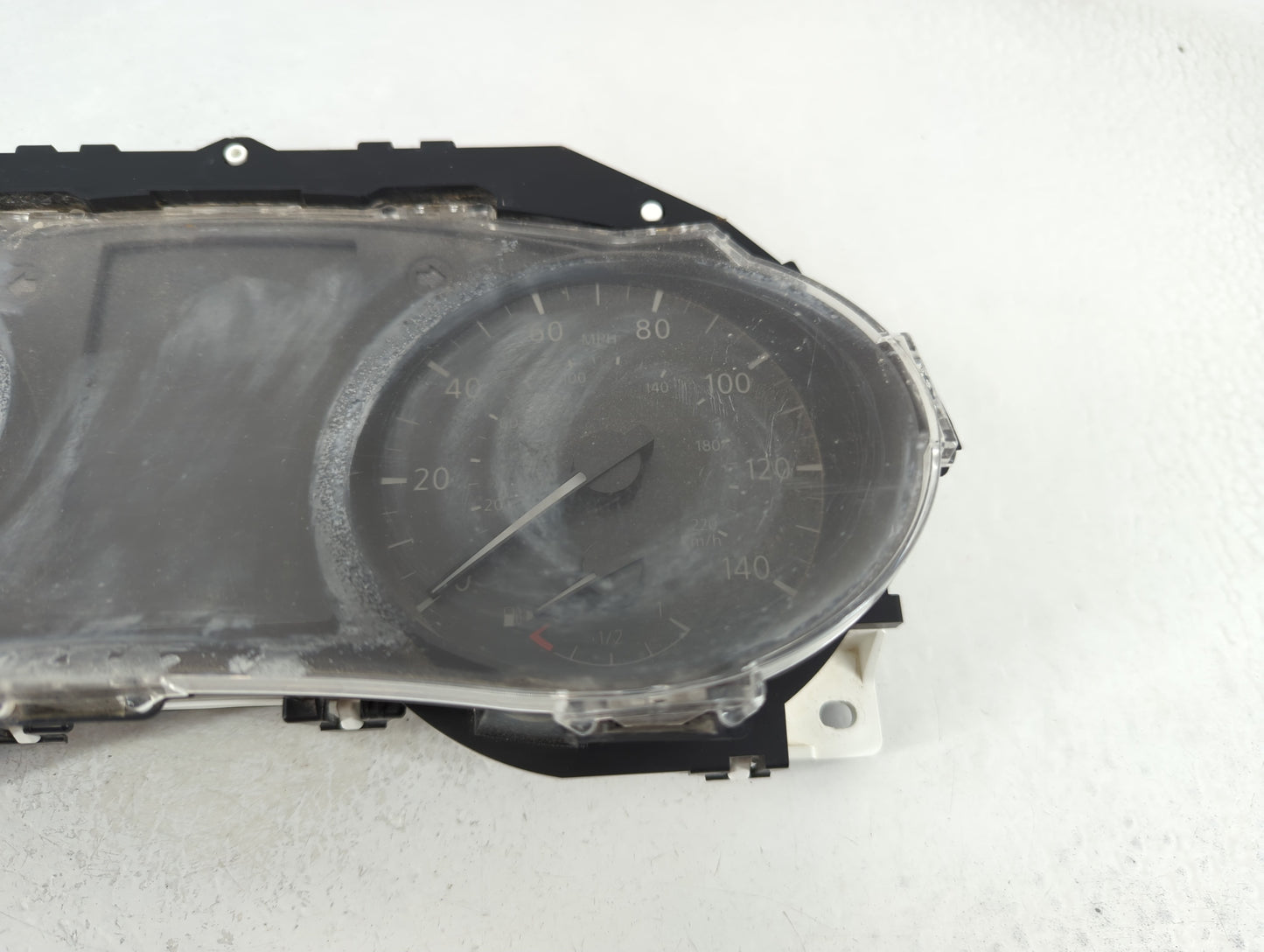 2011-2013 Kia Sorento Instrument Cluster Speedometer Gauges P/N:94001-1U020 Fits Fits 2011 2012 2013 OEM Used Auto Parts - O