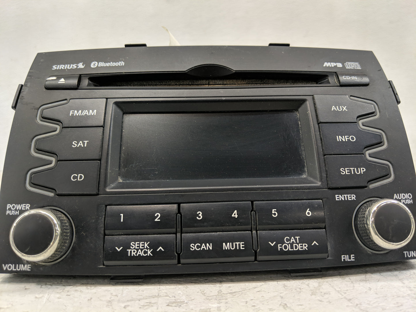 2011-2013 Kia Sorento Radio AM FM Cd Player Receiver Replacement P/N:96140-1U201 Fits Fits 2011 2012 2013 OEM Used Auto Part