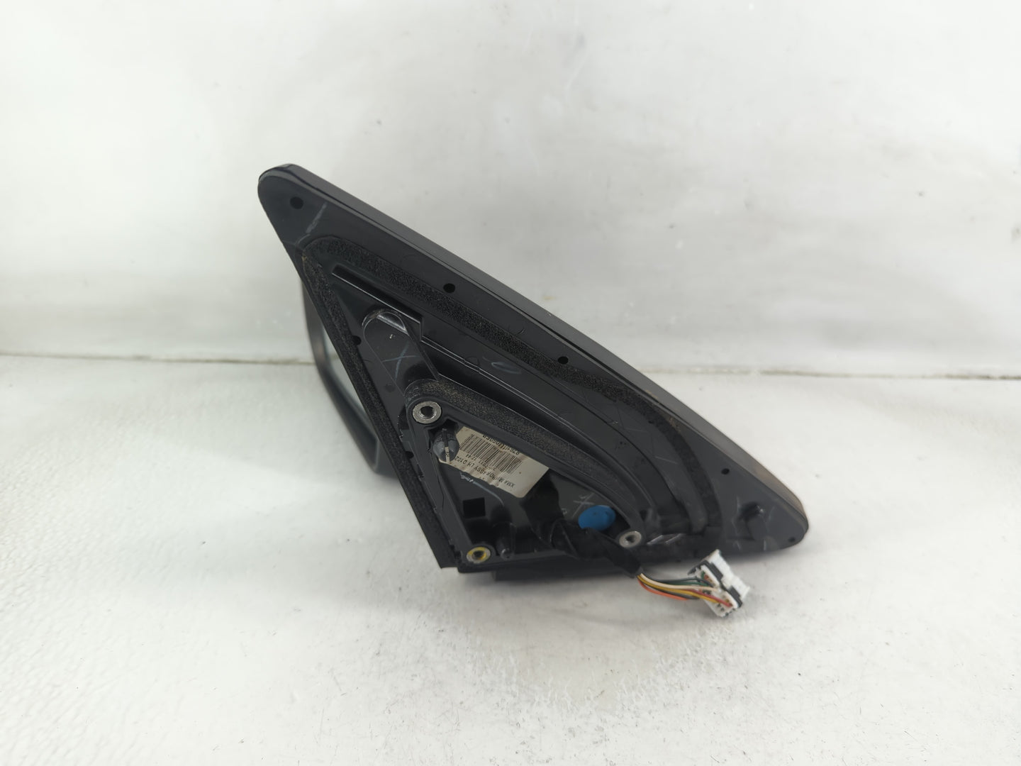 2011-2015 Kia Sorento Driver Side View Mirror - Left Door Mirror OEM Used - Oemusedautoparts1.com