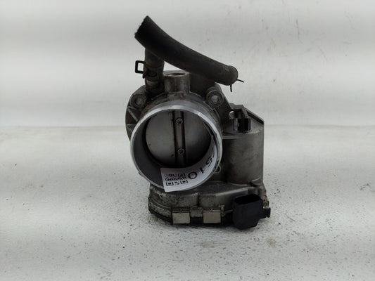 2011-2013 Kia Sorento Throttle Body P/N:35100-25400 Fits Fits 2006 2007 2008 2009 2010 2011 2012 2013 OEM Used Auto Parts - 