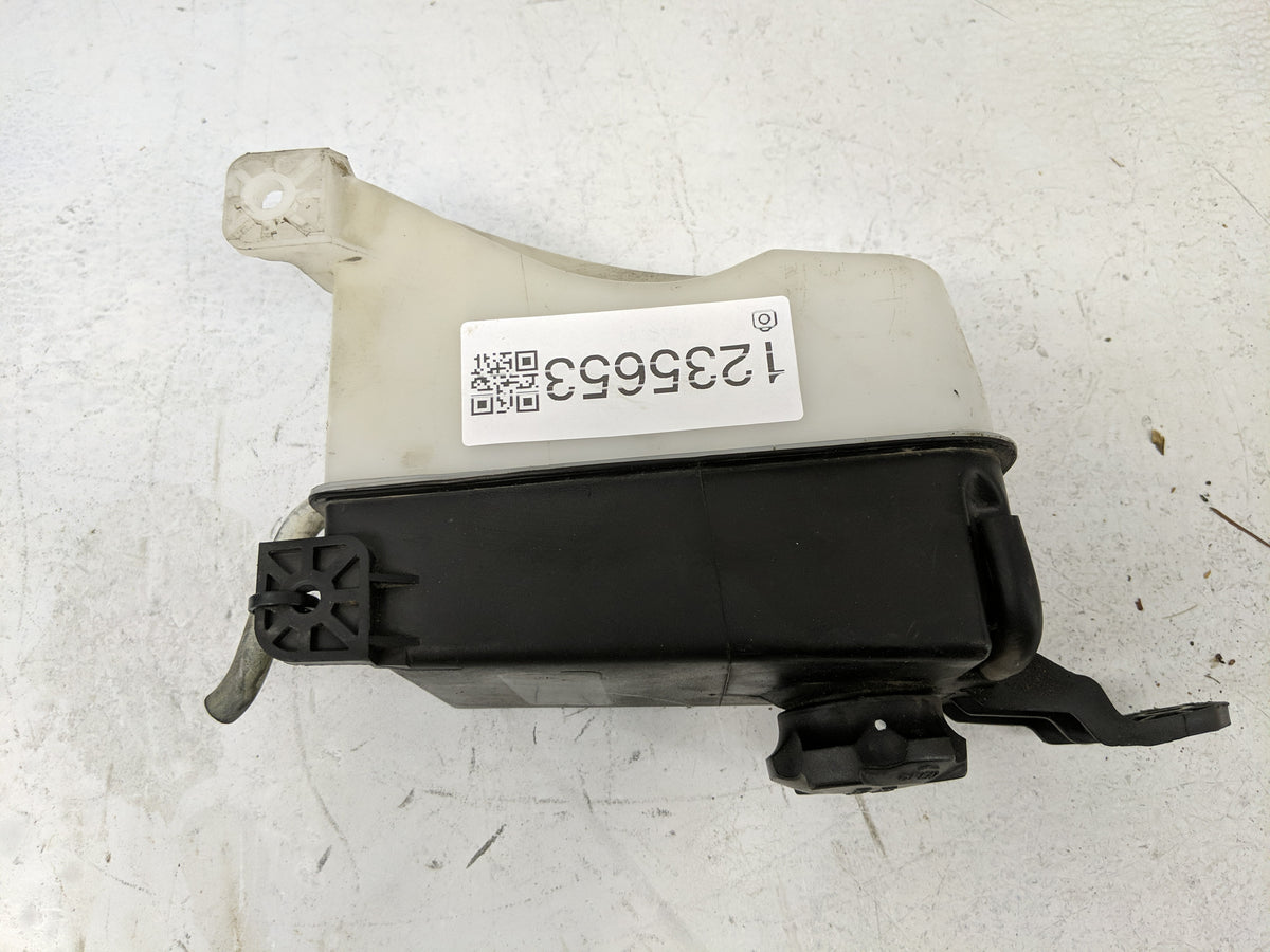 2011-2013 Kia Sorento Radiator Coolant Overflow Expansion Tank Bottle 1235653 - Oemusedautoparts1.com