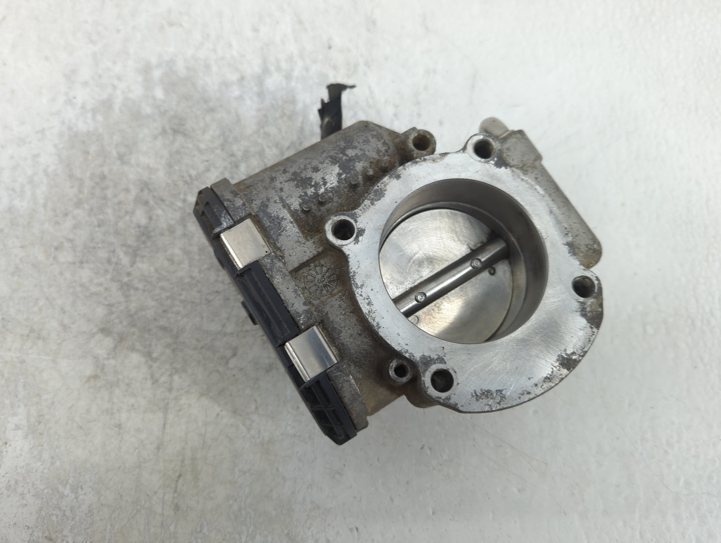 2011-2013 Kia Sorento Throttle Body P/N:9 590 930 001 35100-25400 Fits Fits 2006 2007 2008 2009 2010 2011 2012 2013 OEM Used