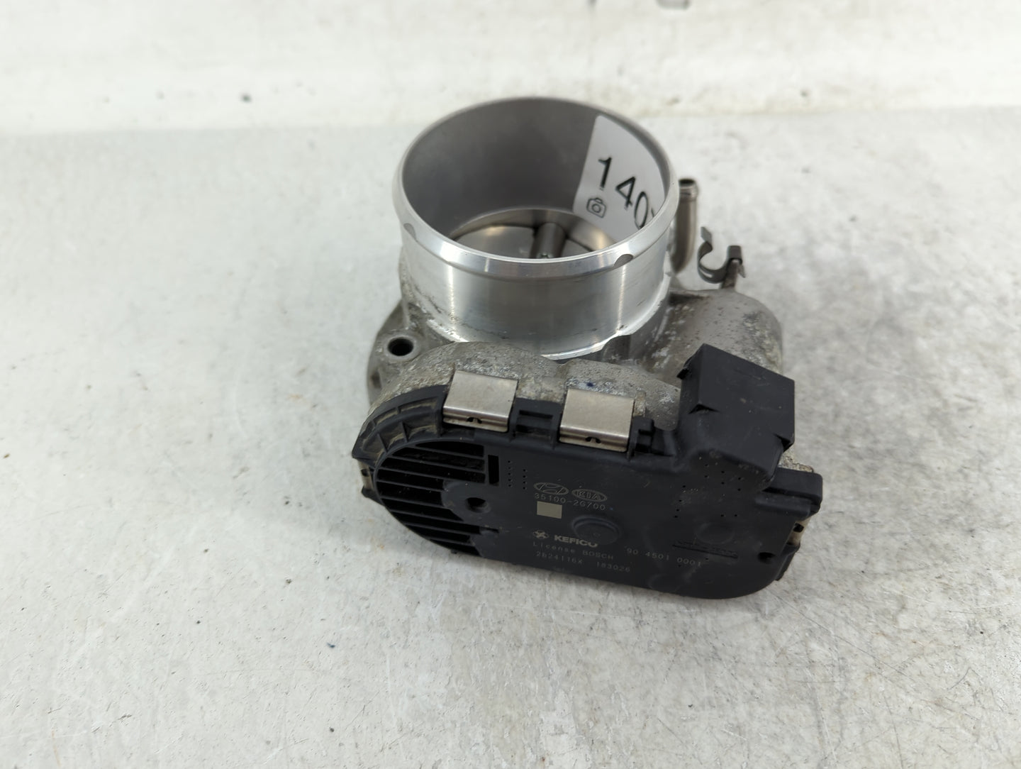 2012-2015 Kia Sorento Throttle Body P/N:35100-2G700 Fits Fits 2011 2012 2013 2014 2015 2016 OEM Used Auto Parts - Oemusedaut