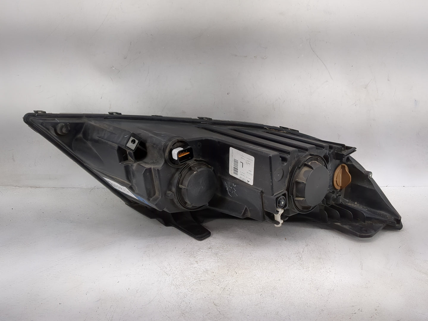 2011-2013 Kia Sorento Passenger Right Oem Head Light Headlight Lamp 1479650 - Oemusedautoparts1.com