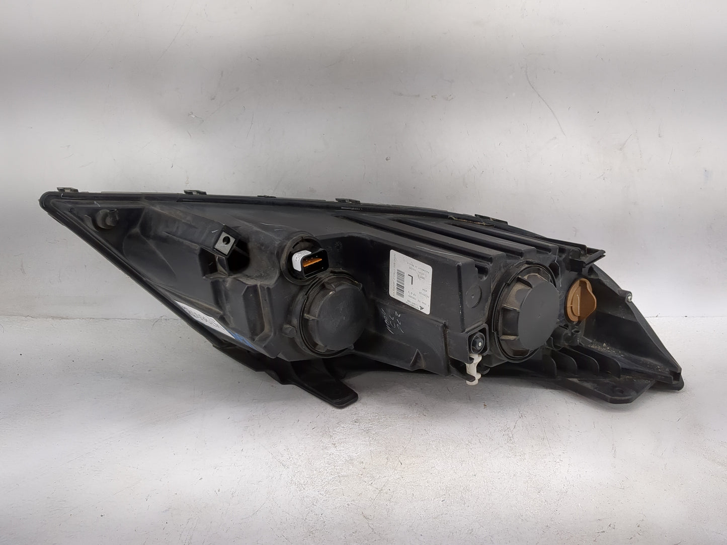 2011-2013 Kia Sorento Passenger Right Oem Head Light Headlight Lamp 1479650 - Oemusedautoparts1.com