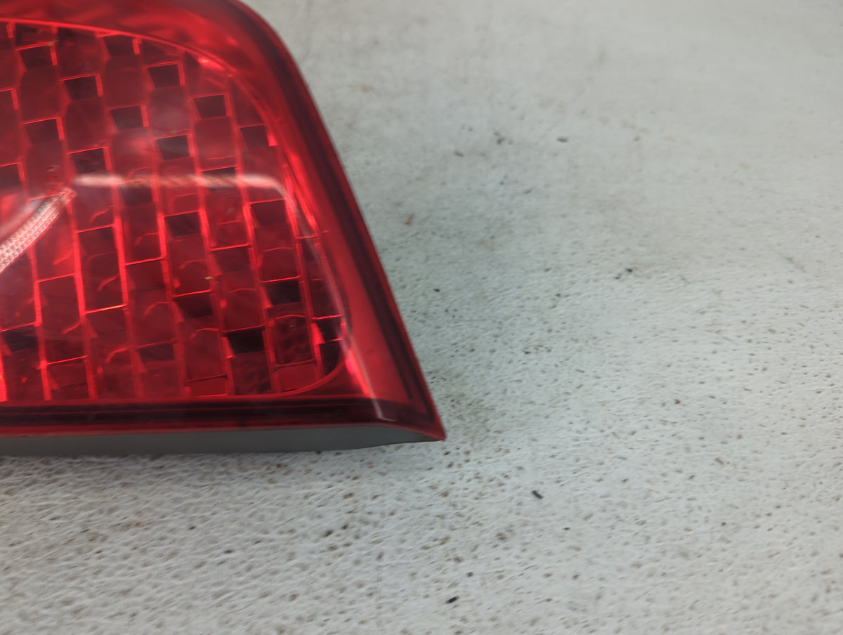 2011-2013 Kia Sorento Passenger Right Side Deck Lid Mounted Tail Light - Oemusedautoparts1.com