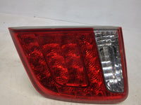 2011-2013 Kia Sorento Passenger Right Side Deck Lid Mounted Tail Light 1512430 - Oemusedautoparts1.com