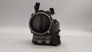 2012-2015 Kia Sorento Throttle Body P/N:35100-2G700 Fits Fits 2011 2012 2013 2014 2015 2016 OEM Used Auto Parts - Oemusedaut