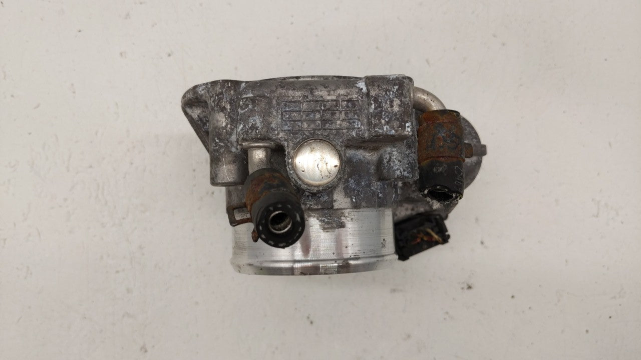 2011-2013 Kia Sorento Throttle Body P/N:35100-25400 35100-25200 Fits Fits 2006 2007 2008 2009 2010 2011 2012 2013 OEM Used A