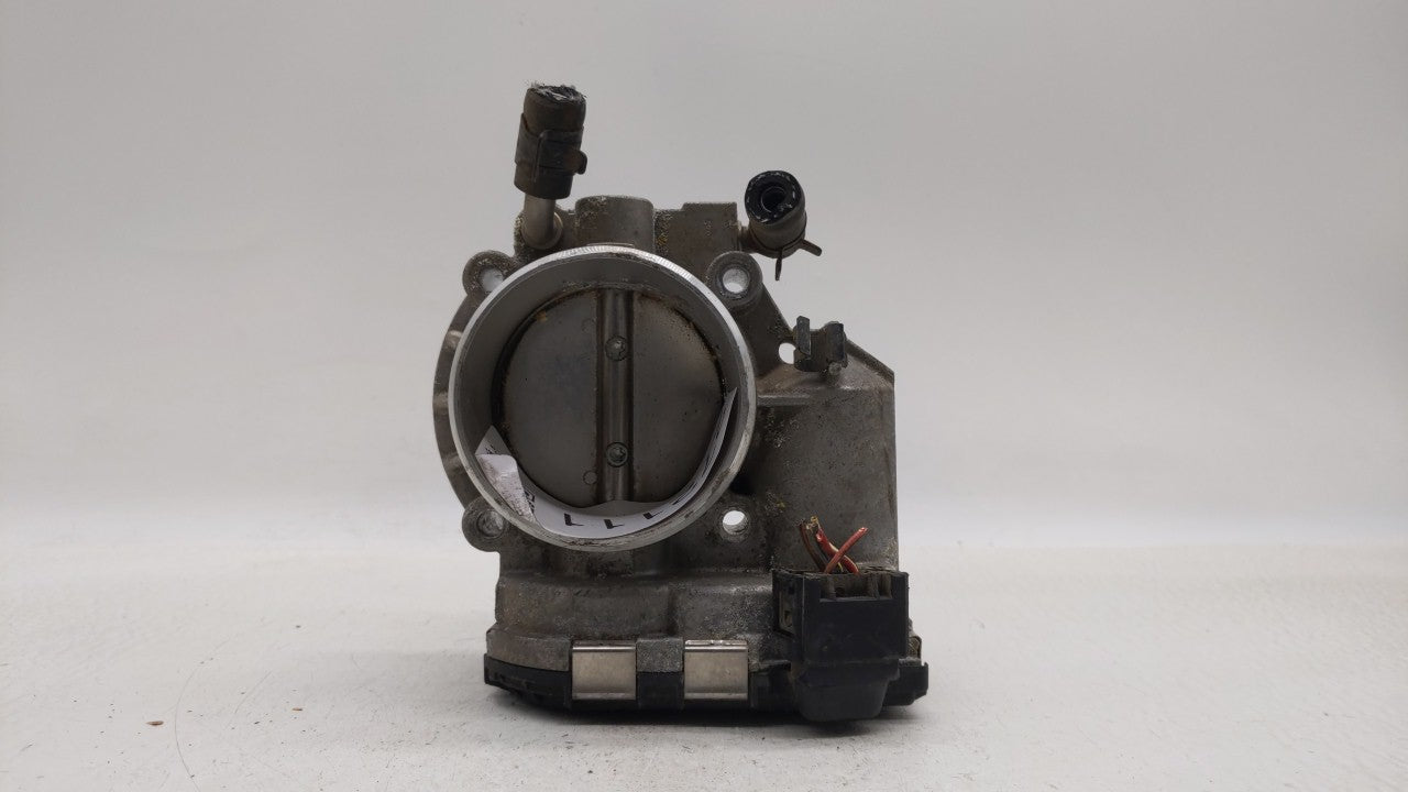 2011-2013 Kia Sorento Throttle Body P/N:35100-25400 35100-25200 Fits Fits 2006 2007 2008 2009 2010 2011 2012 2013 OEM Used A