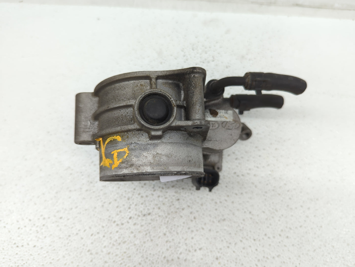 2011-2013 Kia Sorento Throttle Body P/N:28099075 35100-3C700 Fits Fits 2010 2011 2012 2013 2014 OEM Used Auto Parts - Oemuse