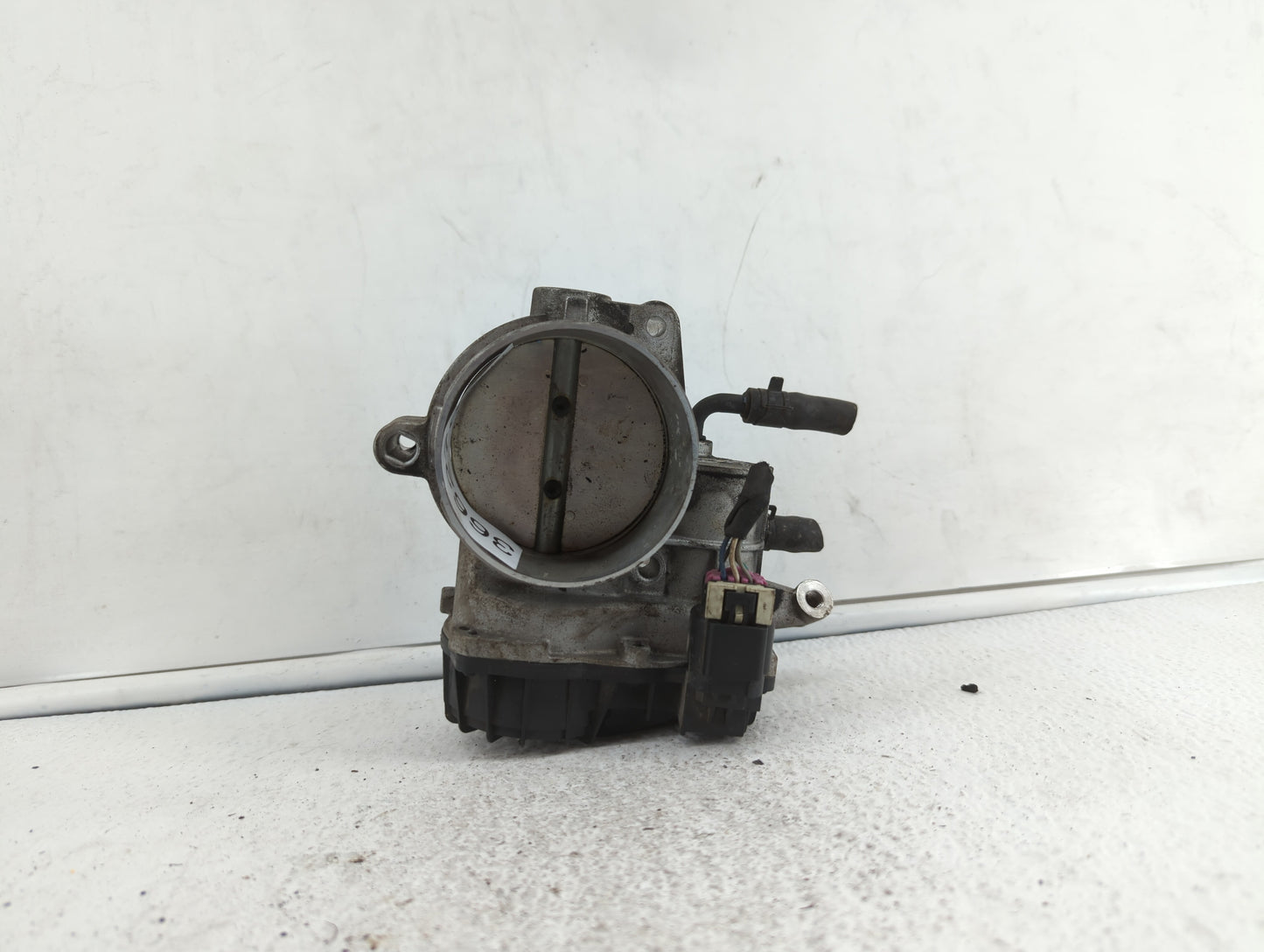 2011-2013 Kia Sorento Throttle Body P/N:28099075 35100-3C700 Fits Fits 2010 2011 2012 2013 2014 OEM Used Auto Parts - Oemuse