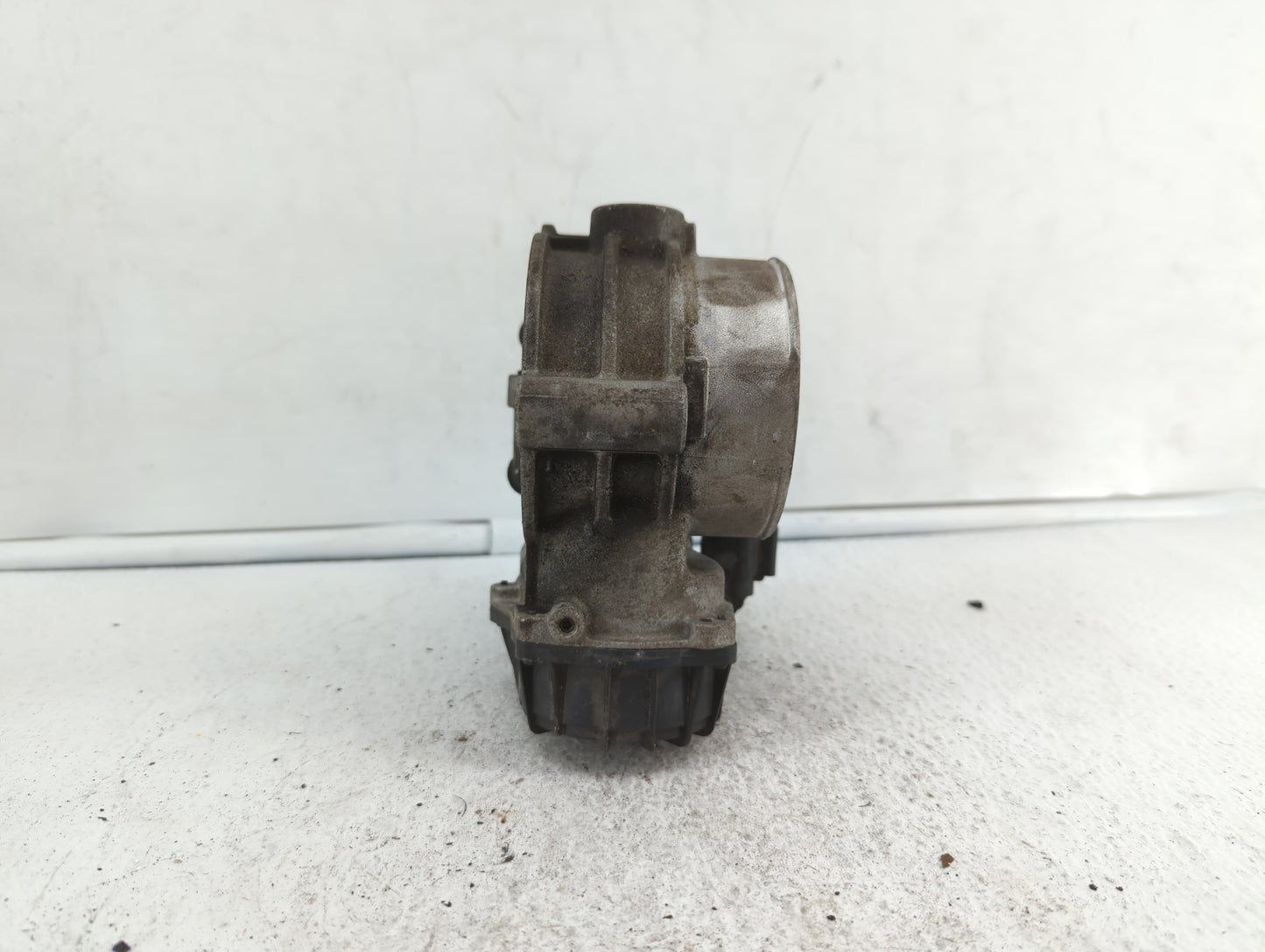 2011-2013 Kia Sorento Throttle Body P/N:28099075 35100-3C700 Fits Fits 2010 2011 2012 2013 2014 OEM Used Auto Parts - Oemuse