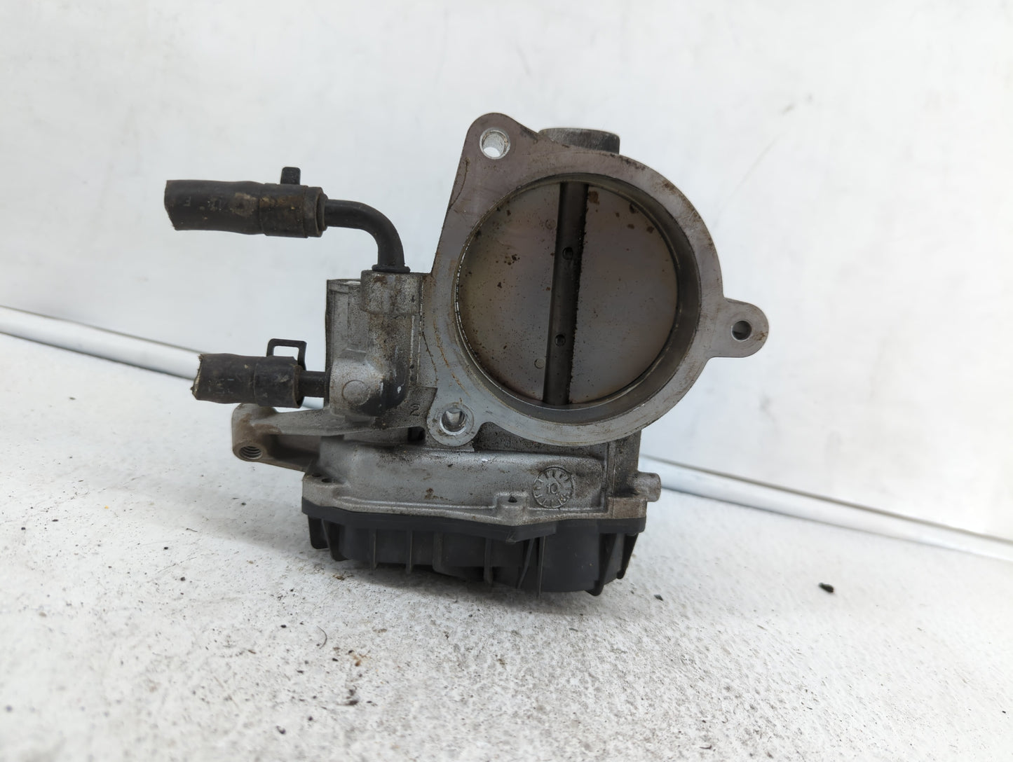 2011-2013 Kia Sorento Throttle Body P/N:28099075 35100-3C700 Fits Fits 2010 2011 2012 2013 2014 OEM Used Auto Parts - Oemuse