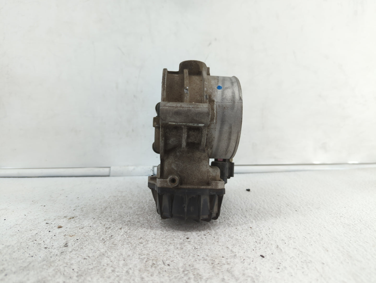 2011-2013 Kia Sorento Throttle Body P/N:28099075 35100-3C700 Fits Fits 2010 2011 2012 2013 2014 OEM Used Auto Parts - Oemuse