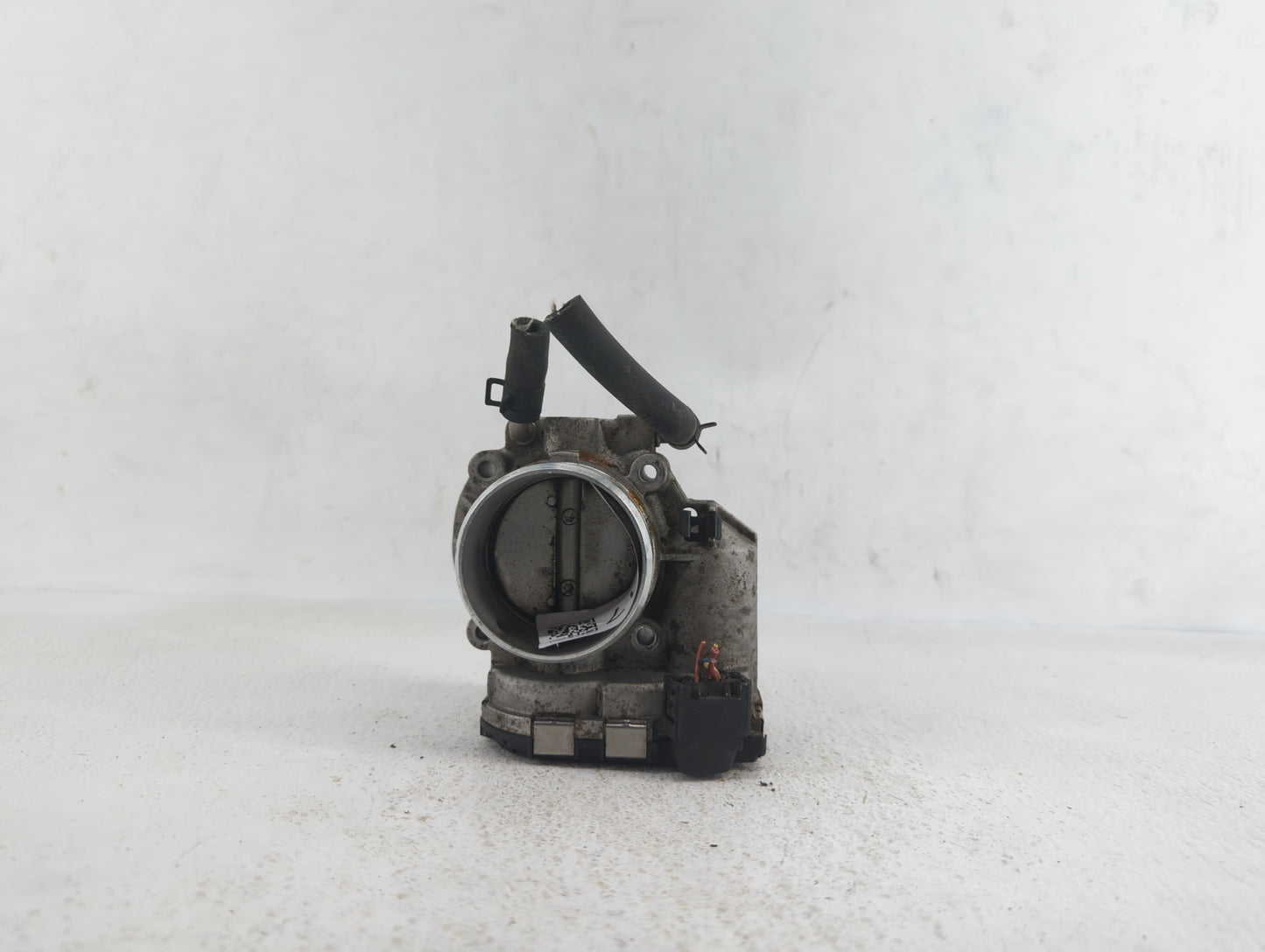 2011-2013 Kia Sorento Throttle Body P/N:35100-25400 35100-25200 Fits Fits 2006 2007 2008 2009 2010 2011 2012 2013 OEM Used A