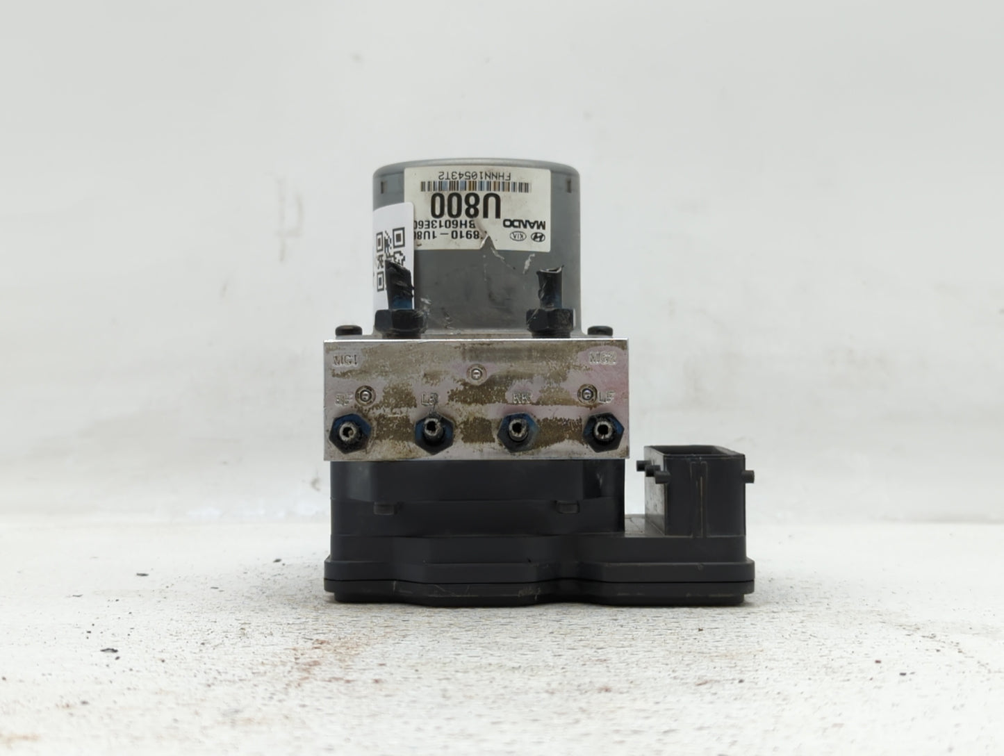 2011-2013 Kia Sorento ABS Pump Control Module Replacement P/N:58910-1U860 Fits Fits 2011 2012 2013 OEM Used Auto Parts - Oem