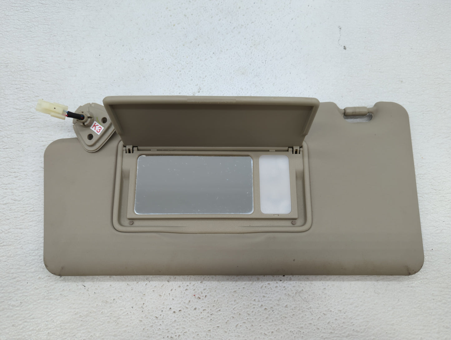 2011-2015 Kia Sorento Sun Visor Shade Replacement Driver Left Mirror Fits Fits 2011 2012 2013 2014 2015 OEM Used Auto Parts 