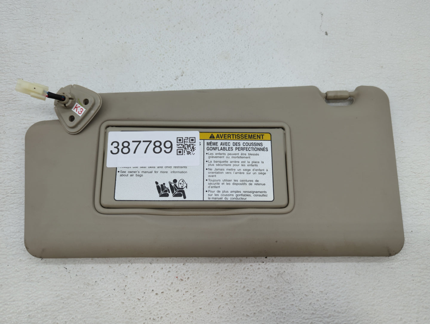 2011-2015 Kia Sorento Sun Visor Shade Replacement Driver Left Mirror Fits Fits 2011 2012 2013 2014 2015 OEM Used Auto Parts 