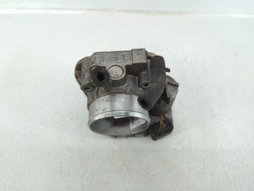 2011-2013 Kia Sorento Throttle Body P/N:35100-25400 Fits Fits 2006 2007 2008 2009 2010 2011 2012 2013 OEM Used Auto Parts