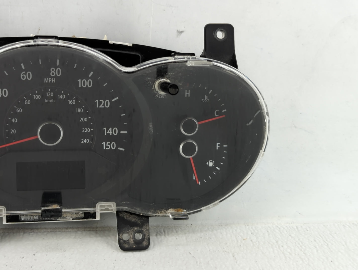 2011-2013 Kia Sorento Instrument Cluster Speedometer Gauges P/N:A2C53311478 Fits Fits 2011 2012 2013 OEM Used Auto Parts - O