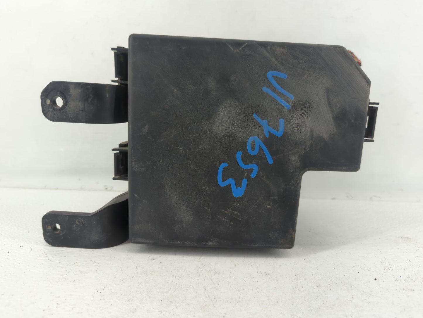 2011-2013 Kia Sorento Fusebox Fuse Box Panel Relay Module P/N:91941-2P020 Fits Fits 2011 2012 2013 OEM Used Auto Parts - Oem