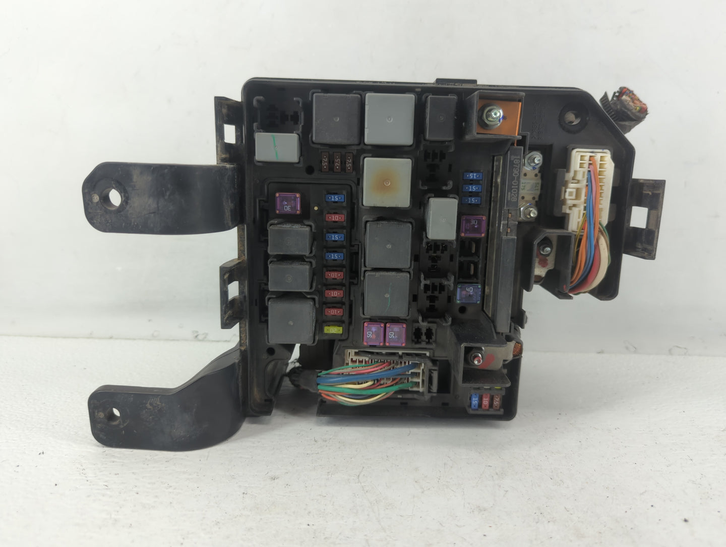 2011-2013 Kia Sorento Fusebox Fuse Box Panel Relay Module P/N:91941-2P020 Fits Fits 2011 2012 2013 OEM Used Auto Parts - Oem