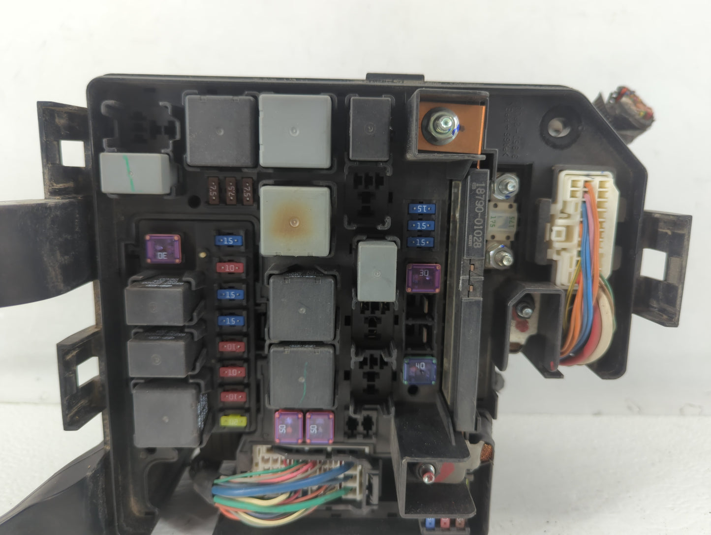 2011-2013 Kia Sorento Fusebox Fuse Box Panel Relay Module P/N:91941-2P020 Fits Fits 2011 2012 2013 OEM Used Auto Parts - Oem