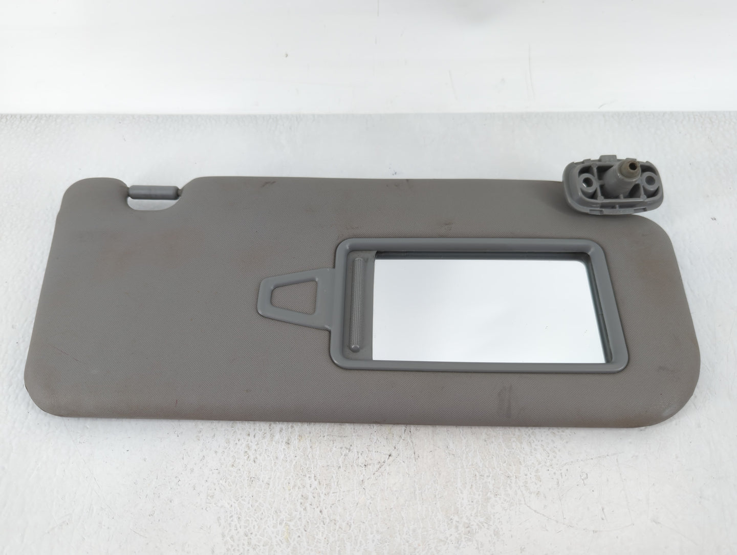 2011-2015 Kia Sorento Sun Visor Shade Replacement Passenger Right Mirror Fits Fits 2011 2012 2013 2014 2015 OEM Used Auto Pa