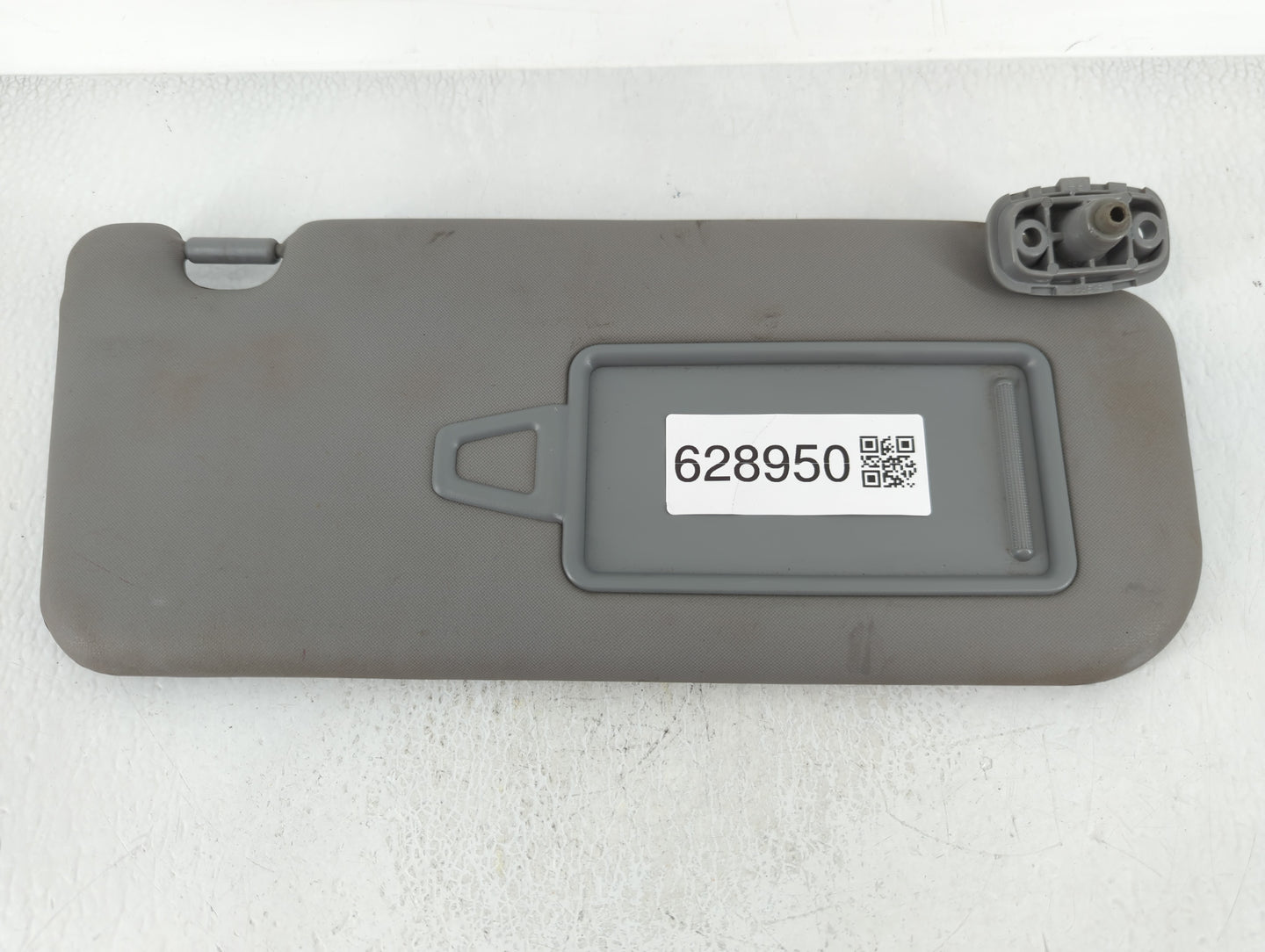 2011-2015 Kia Sorento Sun Visor Shade Replacement Passenger Right Mirror Fits Fits 2011 2012 2013 2014 2015 OEM Used Auto Pa