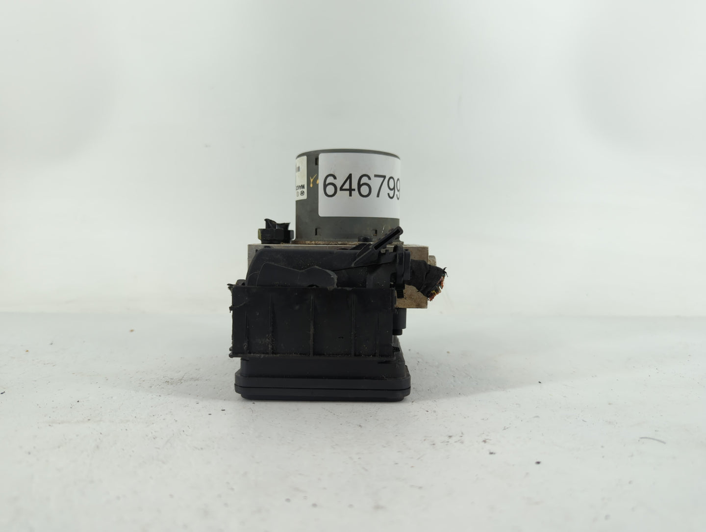 2011-2013 Kia Sorento ABS Pump Control Module Replacement P/N:BE6003E622 Fits Fits 2011 2012 2013 OEM Used Auto Parts - Oemu