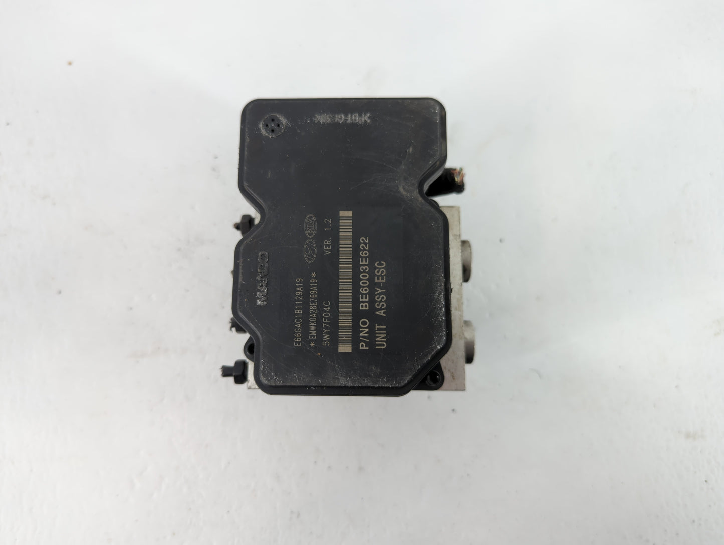 2011-2013 Kia Sorento ABS Pump Control Module Replacement P/N:BE6003E622 Fits Fits 2011 2012 2013 OEM Used Auto Parts - Oemu