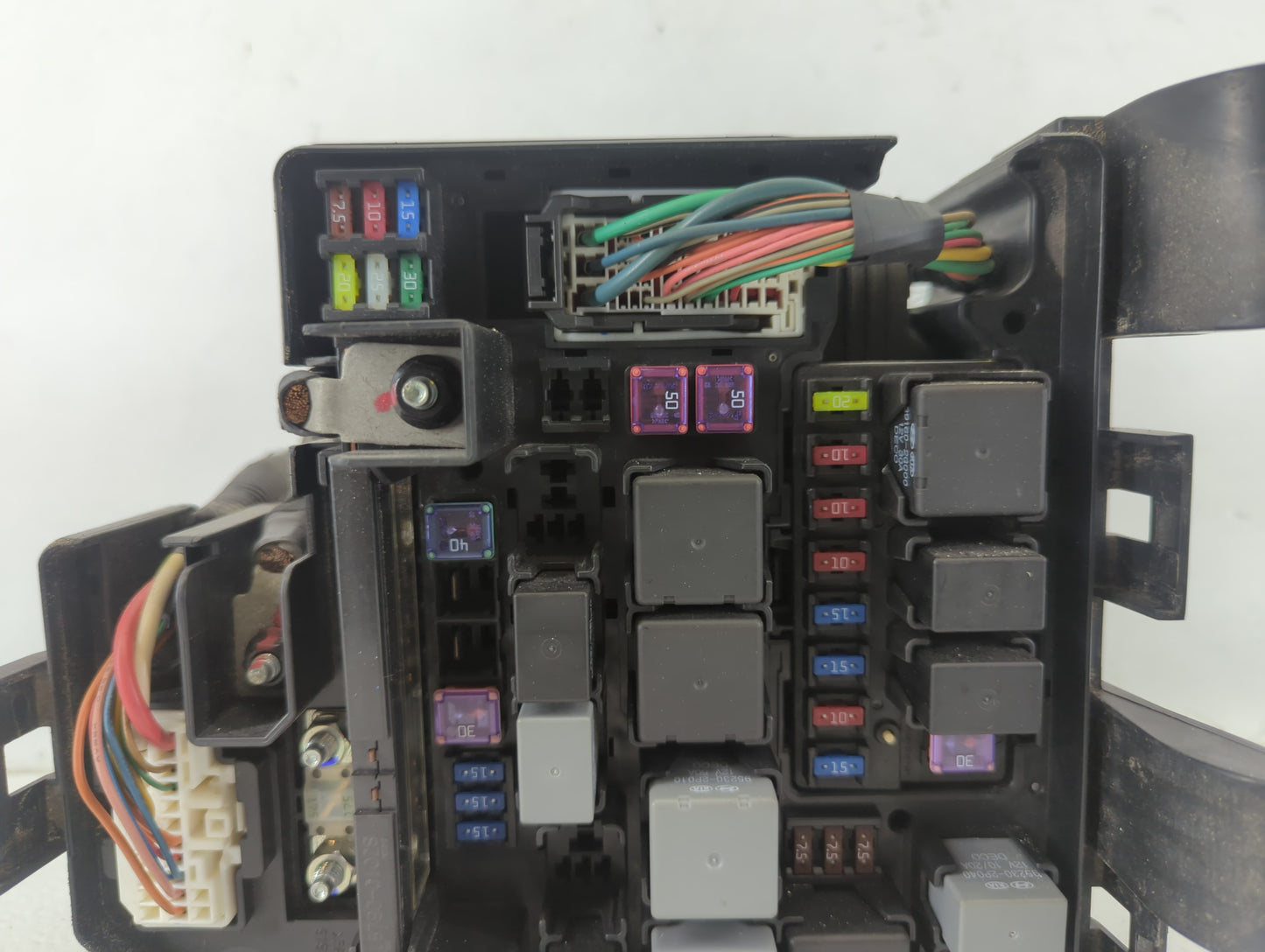 2011-2013 Kia Sorento Fusebox Fuse Box Panel Relay Module P/N:91851-1U100 Fits Fits 2011 2012 2013 OEM Used Auto Parts - Oem