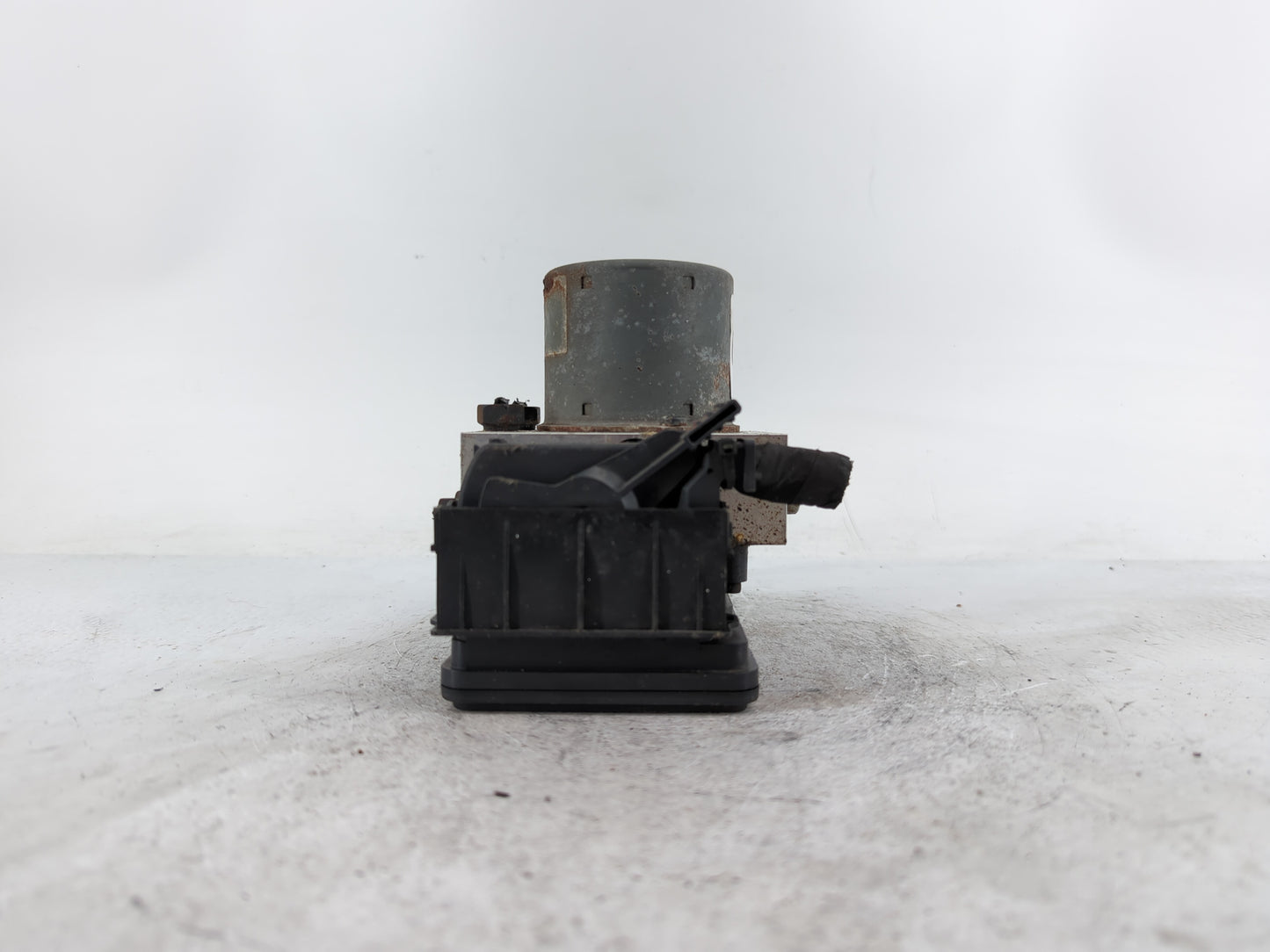 2011-2013 Kia Sorento ABS Pump Control Module Replacement P/N:BE6003E622 Fits Fits 2011 2012 2013 OEM Used Auto Parts - Oemu