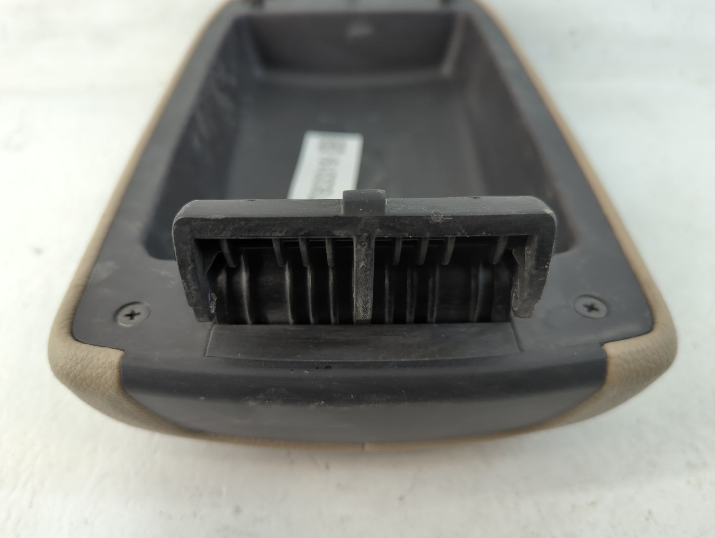 2011-2013 Kia Sorento Center Console Armrest Cover Lid Fits Fits 2011 2012 2013 OEM Used Auto Parts - Oemusedautoparts1.com