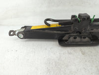 2011 Kia Sorento Spare Scissor Car Jack 784006 - Oemusedautoparts1.com