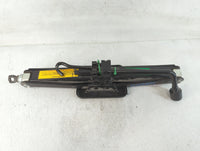 2011 Kia Sorento Spare Scissor Car Jack 784006 - Oemusedautoparts1.com