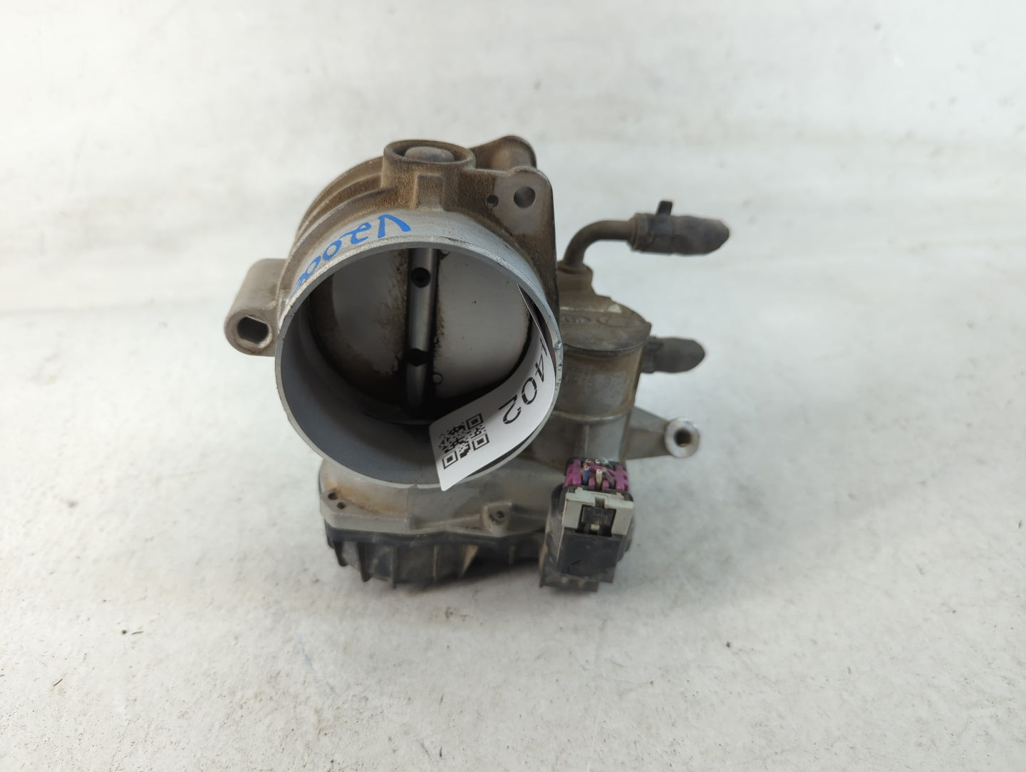 2011-2013 Kia Sorento Throttle Body P/N:35100 280990 Fits Fits 2010 2011 2012 2013 2014 OEM Used Auto Parts - Oemusedautopar