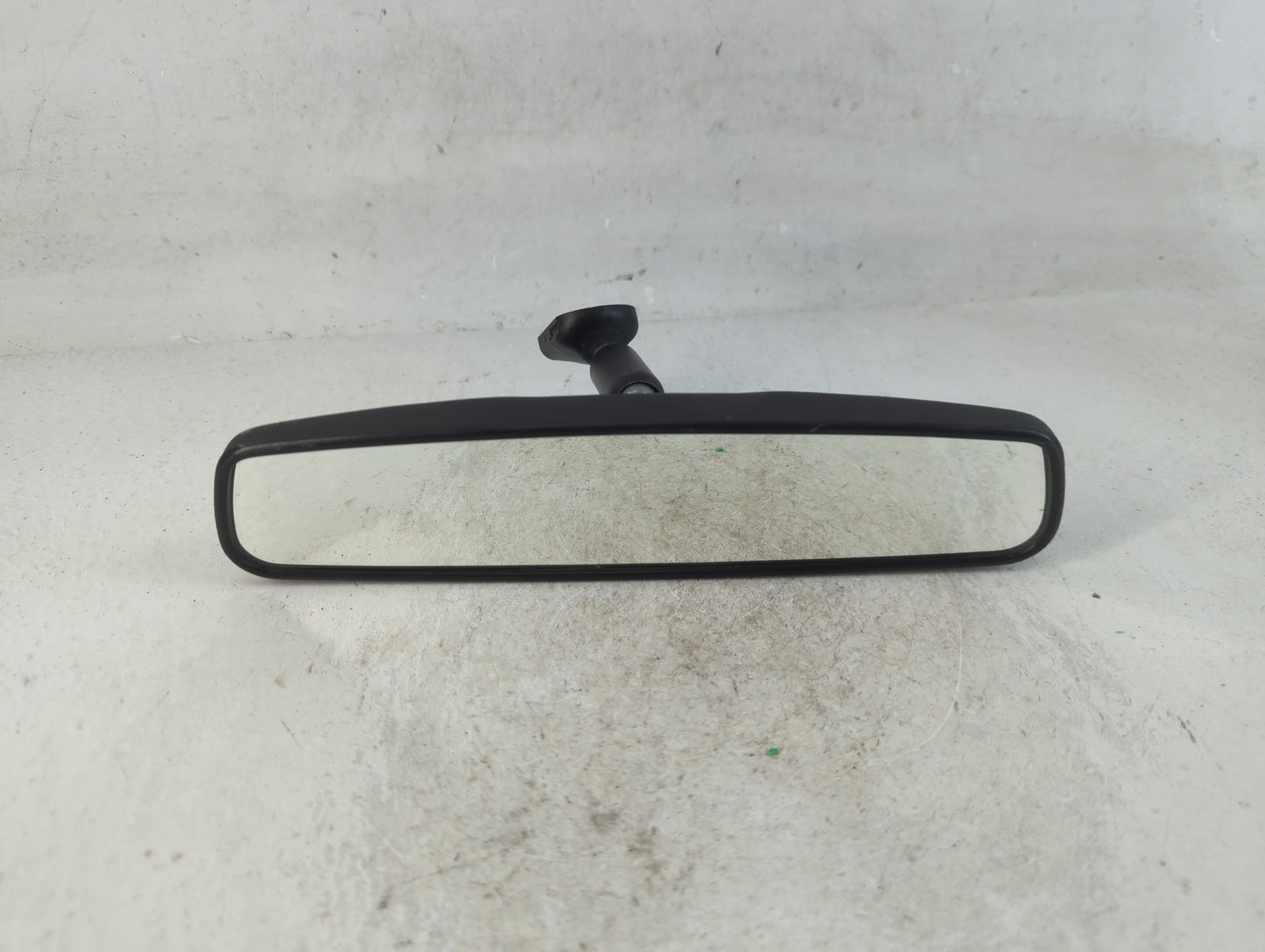 2011-2015 Kia Sorento Interior Rear View Mirror Replacement OEM P/N:E8011083 Fits OEM Used Auto Parts - Oemusedautoparts1.co