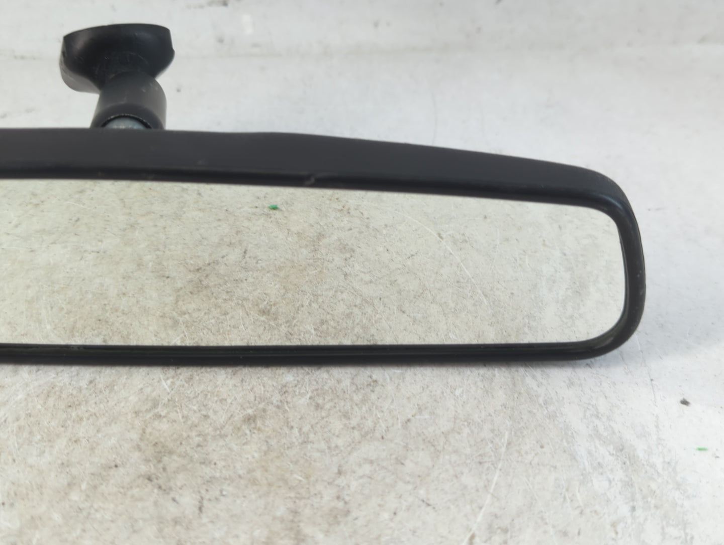 2011-2015 Kia Sorento Interior Rear View Mirror Replacement OEM P/N:E8011083 Fits OEM Used Auto Parts - Oemusedautoparts1.co