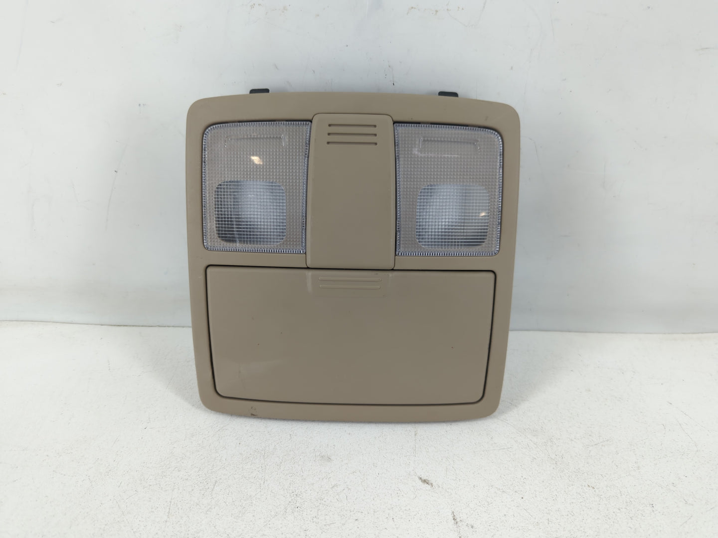 2011 Kia Sorento Overhead Roof Console - Oemusedautoparts1.com