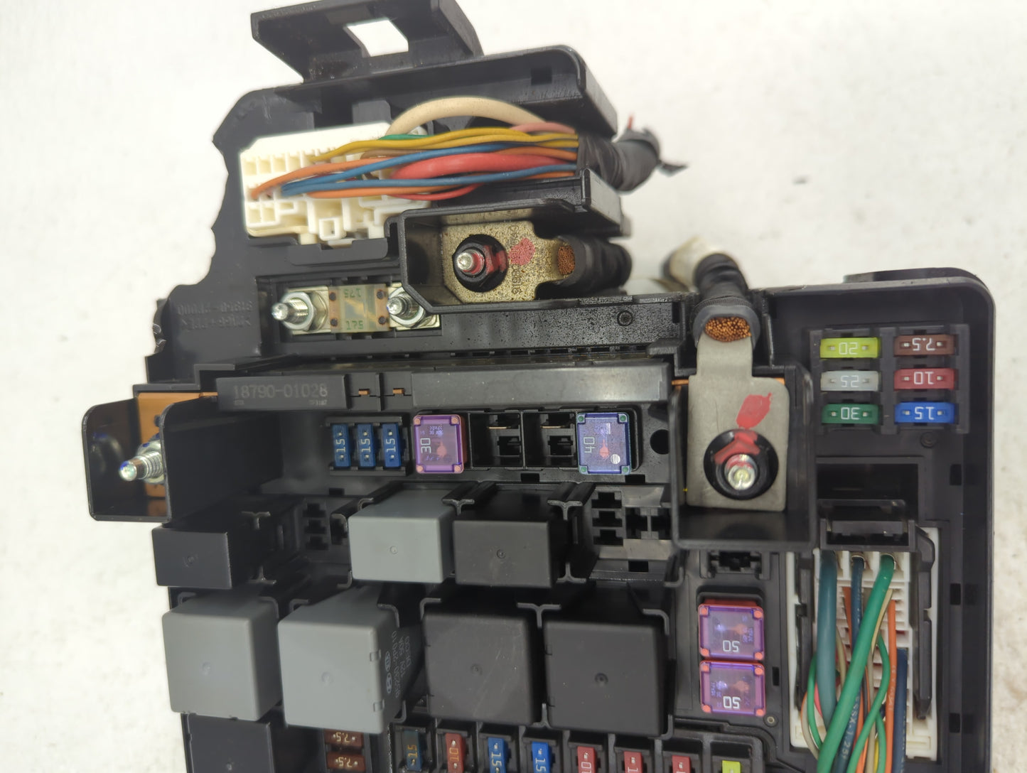 2011-2013 Kia Sorento Fusebox Fuse Box Panel Relay Module P/N:91941-2P020 Fits Fits 2011 2012 2013 OEM Used Auto Parts - Oem