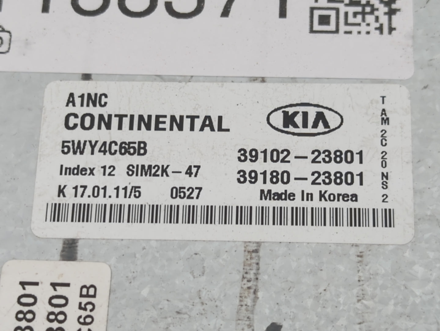 2011 Kia Soul PCM Engine Control Computer ECU ECM PCU OEM P/N:39180-23801 39102-23801 Fits OEM Used Auto Parts - Oemusedauto