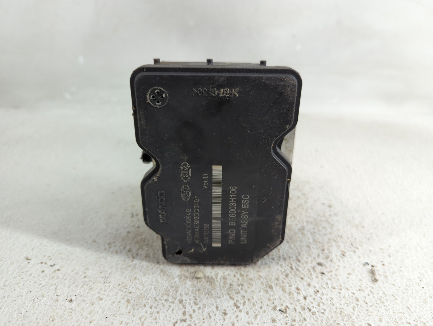 2011 Kia Soul ABS Pump Control Module Replacement P/N:58910-2K640 Fits OEM Used Auto Parts - Oemusedautoparts1.com