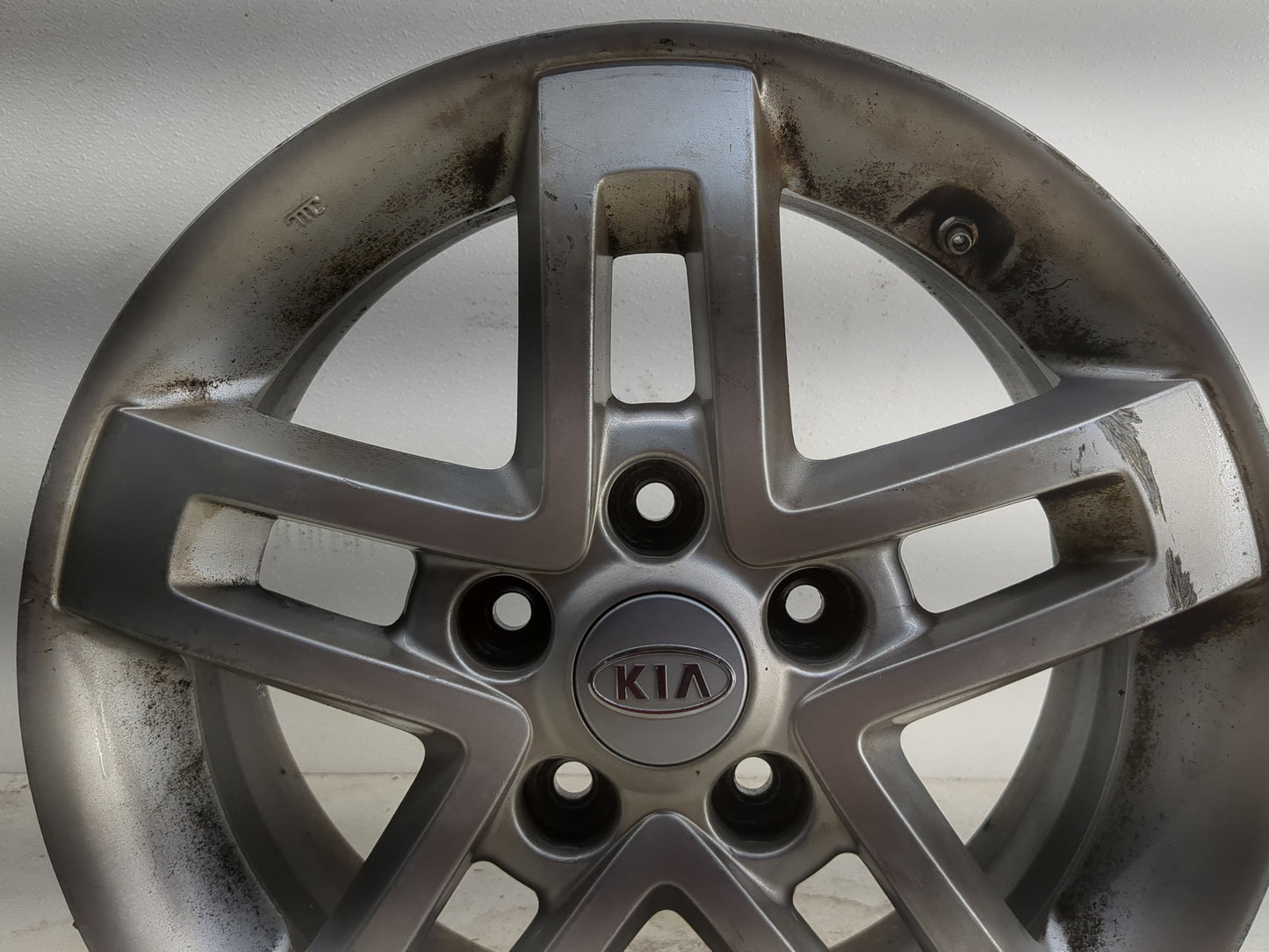 2010-2011 Kia Soul Oem Wheel Rim - Oemusedautoparts1.com